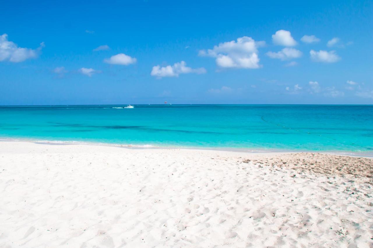 فندق Grace Bay Place المظهر الخارجي الصورة